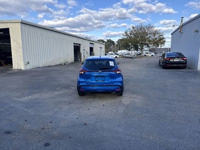 2023 Nissan Kicks S