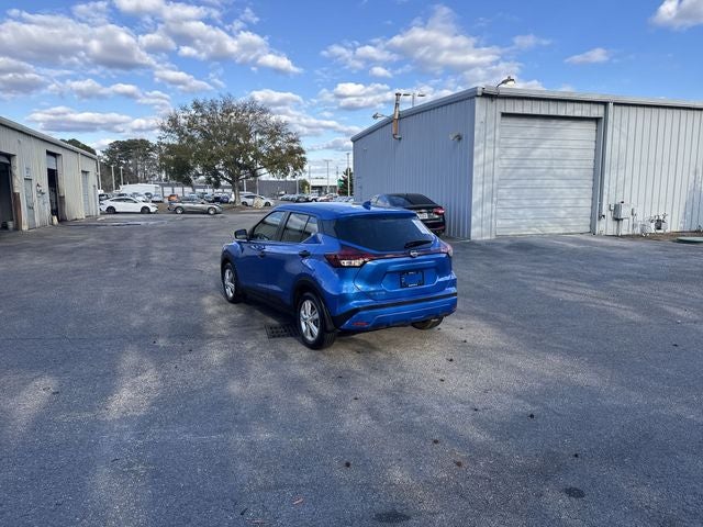 2023 Nissan Kicks S