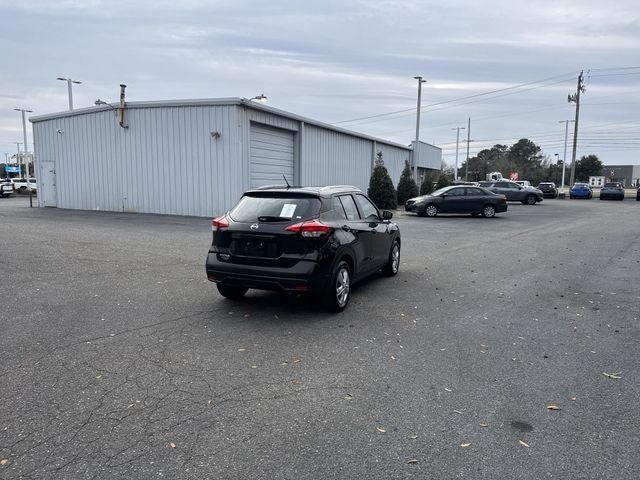 2019 Nissan Kicks S