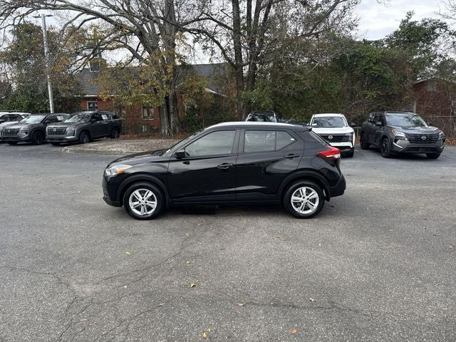 2019 Nissan Kicks S