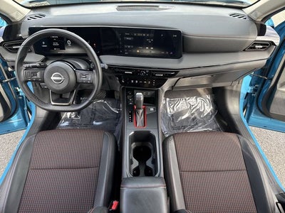 2025 Nissan Kicks SR