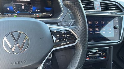 2023 Volkswagen Tiguan 2.0T SE R-Line Black