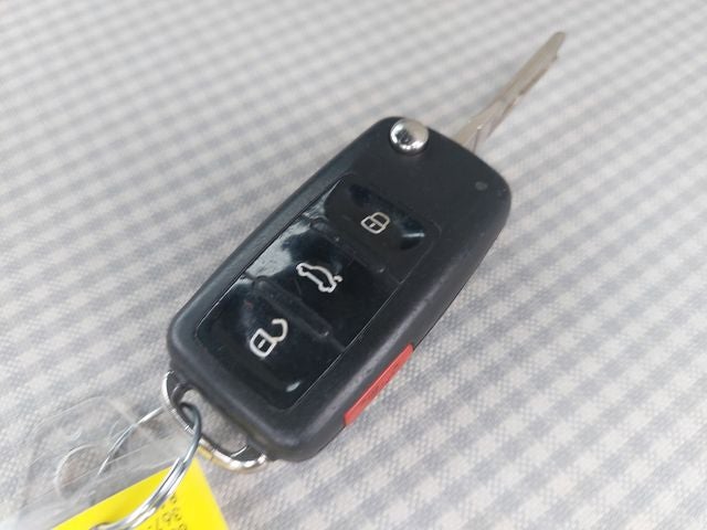 2015 Volkswagen Beetle 1.8T