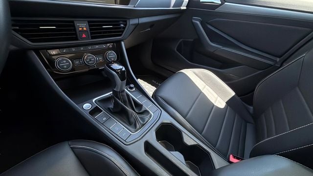 2023 Volkswagen Jetta 1.5T SE