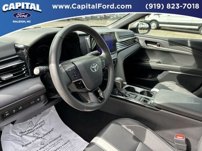 2025 Toyota Camry SE