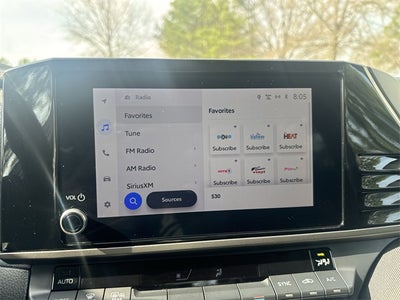 2025 Toyota Camry SE HYBRID