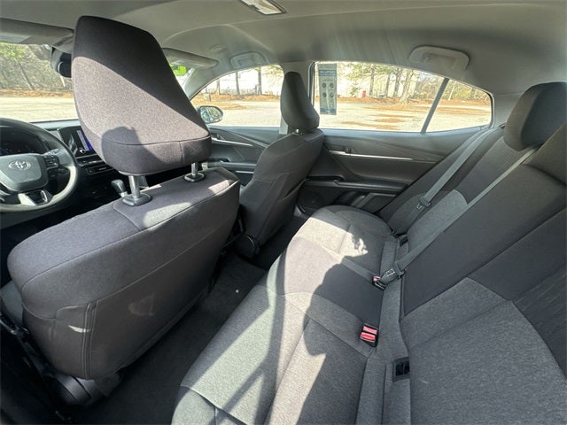 2025 Toyota Camry SE HYBRID