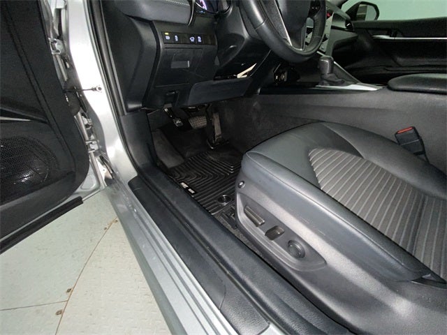 2020 Toyota Camry SE Nightshade