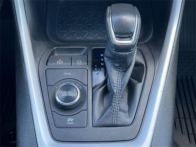 2021 Toyota RAV4 Hybrid XLE Premium