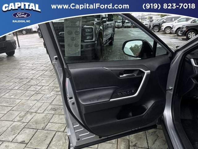 2023 Toyota RAV4 Hybrid XLE