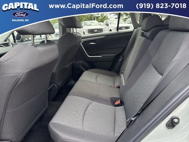 2023 Toyota RAV4 Hybrid XLE