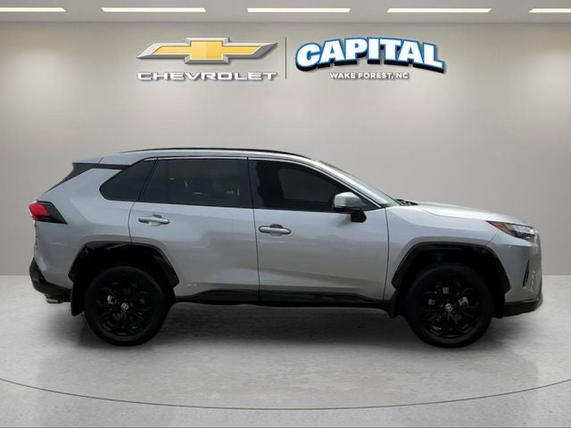 2024 Toyota RAV4 Hybrid SE