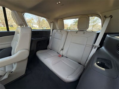 2023 Lincoln Aviator Standard