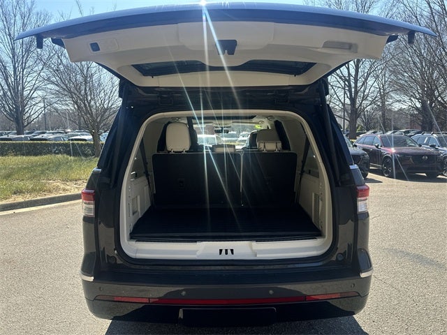 2023 Lincoln Navigator L L Black Label