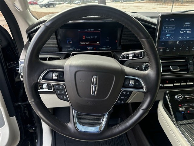 2022 Lincoln Navigator L L Black Label