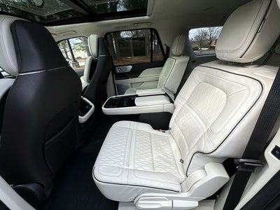 2022 Lincoln Navigator L L Black Label