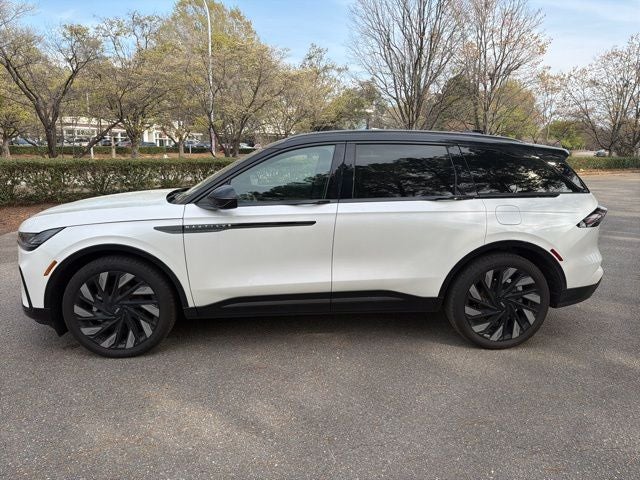 2025 Lincoln Nautilus Reserve