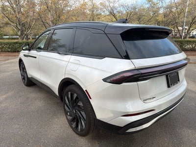 2025 Lincoln Nautilus Reserve