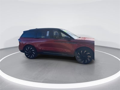 2024 Lincoln Nautilus Reserve