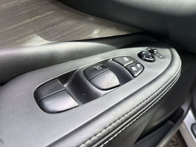 2016 Nissan Murano SV