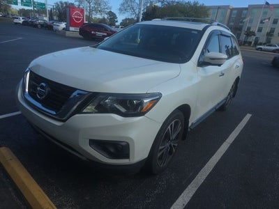 2017 Nissan Pathfinder Platinum