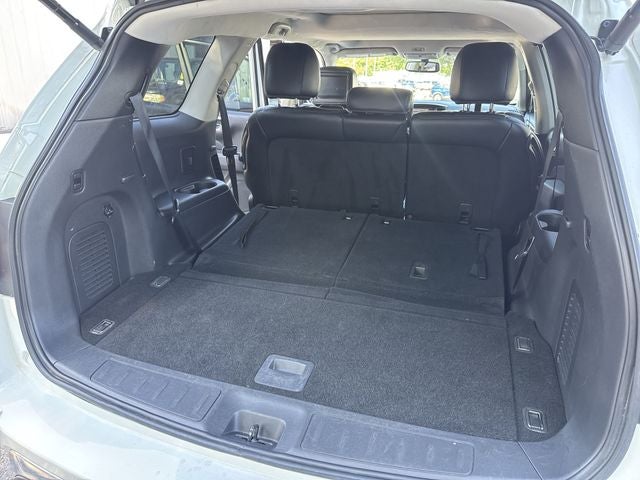 2017 Nissan Pathfinder Platinum