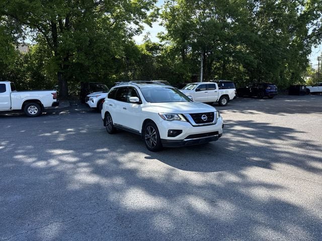 2017 Nissan Pathfinder Platinum