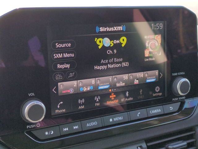 2025 Nissan Pathfinder S