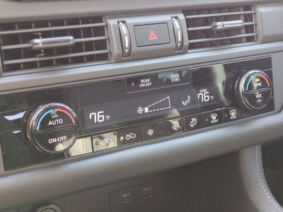 2025 Nissan Pathfinder S