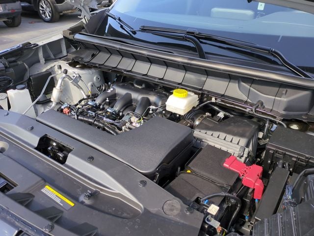 2025 Nissan Pathfinder S