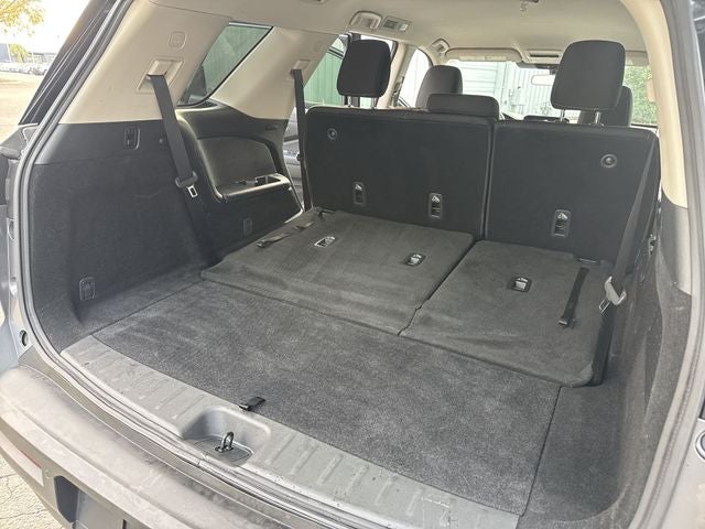 2024 Nissan Pathfinder S