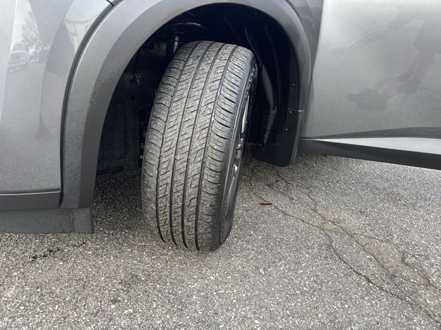 2024 Nissan Pathfinder S