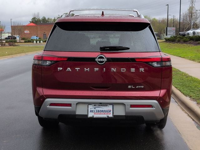 2023 Nissan Pathfinder SL