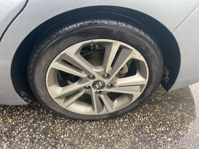 2017 Hyundai Elantra Limited