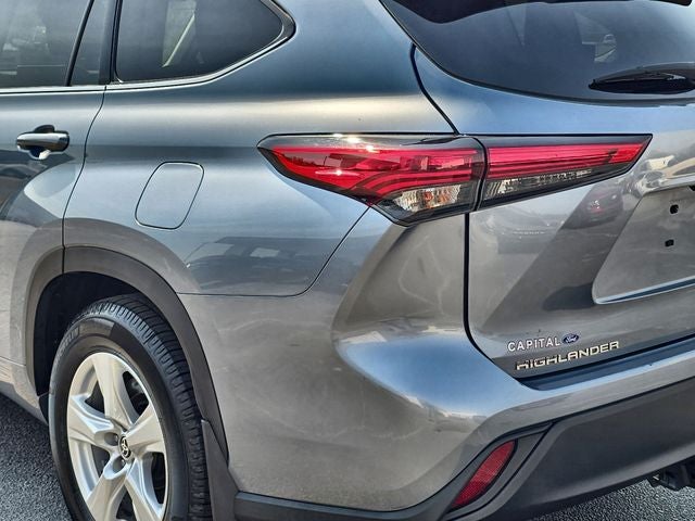 2022 Toyota Highlander LE