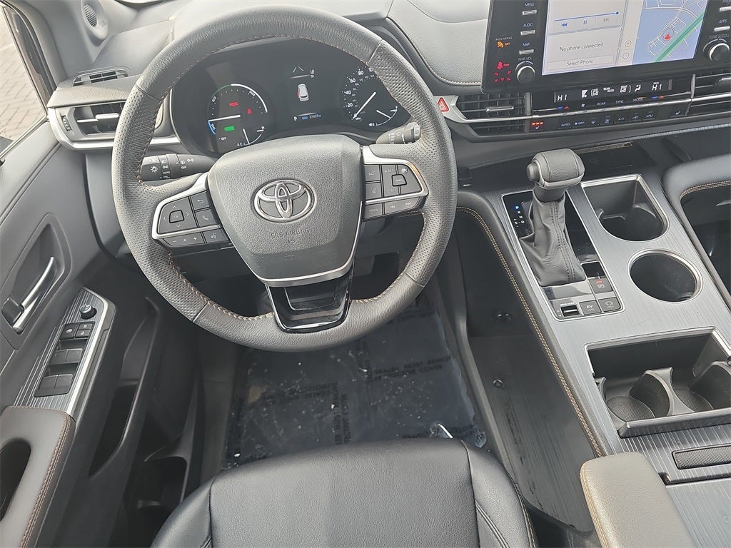 2023 Toyota Sienna Woodland Edition 7 Passenger