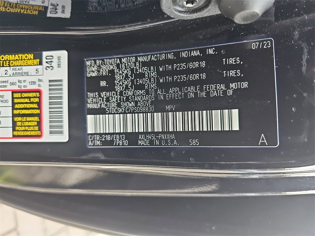 2023 Toyota Sienna Woodland Edition 7 Passenger