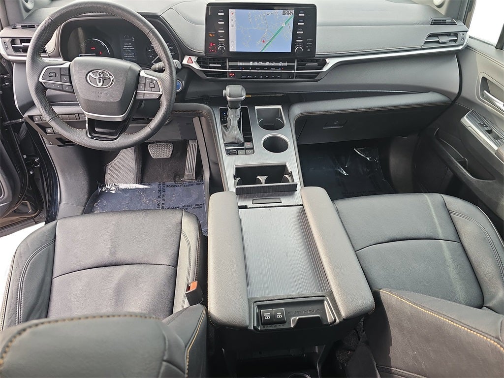 2023 Toyota Sienna Woodland Edition 7 Passenger