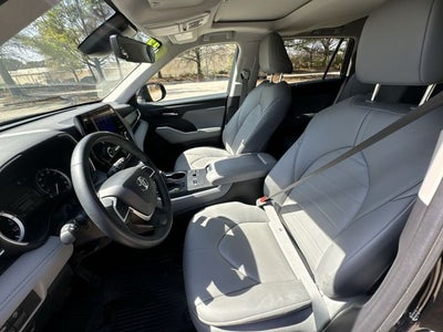 2023 Toyota Highlander L