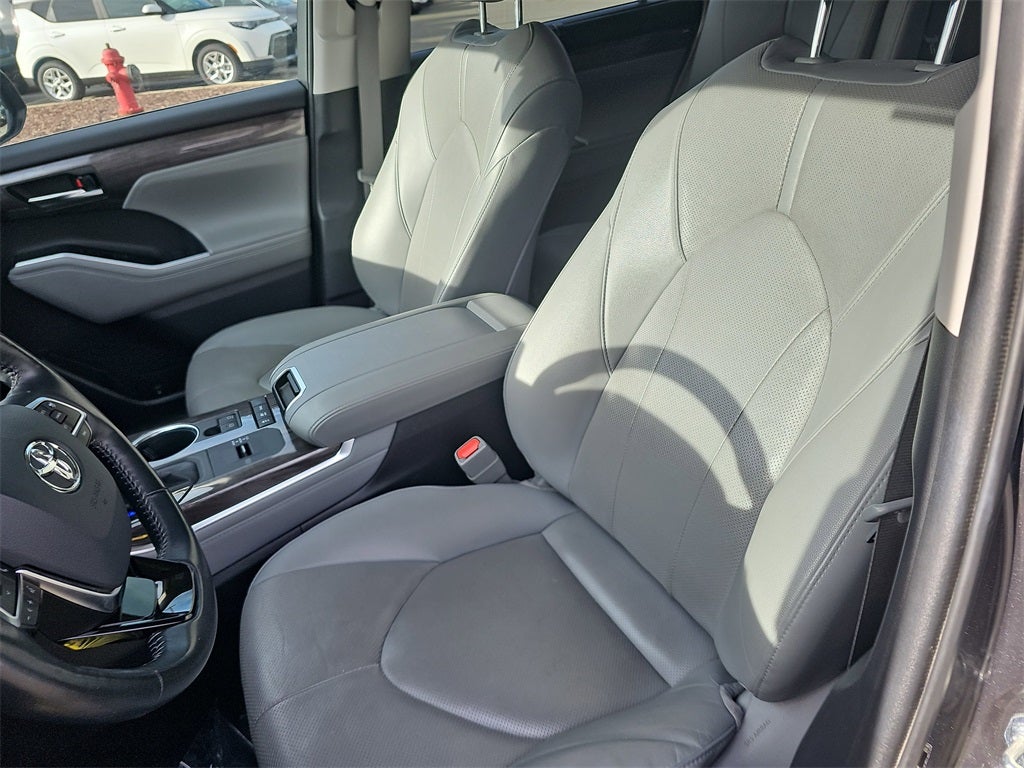 2020 Toyota Highlander Hybrid Limited