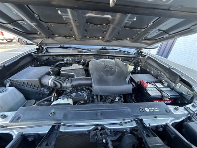 2018 Toyota Tacoma SR5 V6