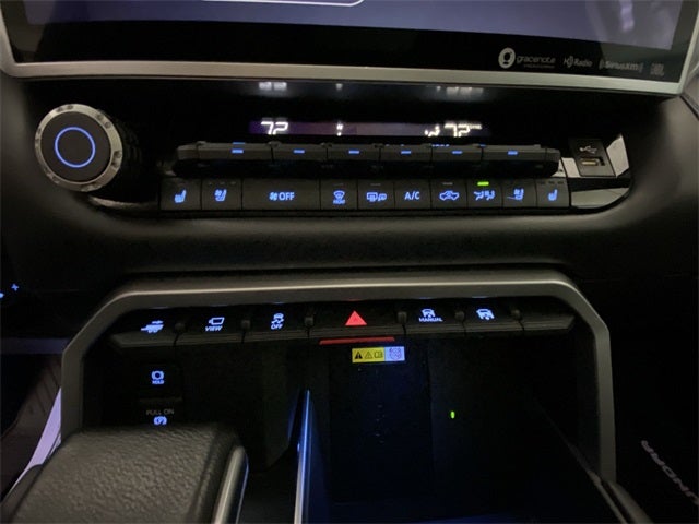 2023 Toyota Tundra Hybrid Platinum