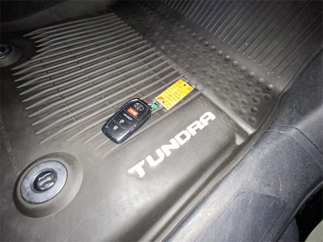 2023 Toyota Tundra Hybrid Platinum