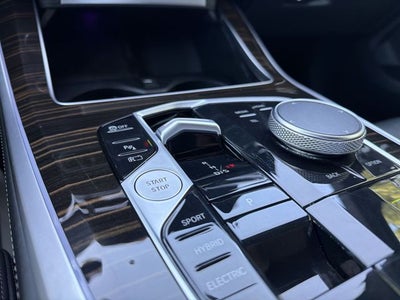 2025 BMW X5 xDrive50e