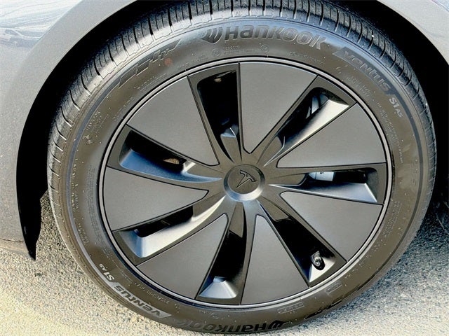 2024 Tesla Model 3 Long Range