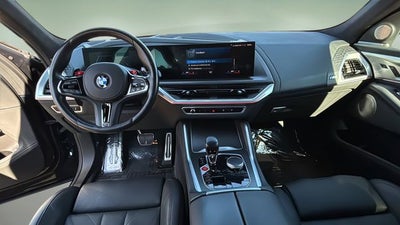2023 BMW XM Base