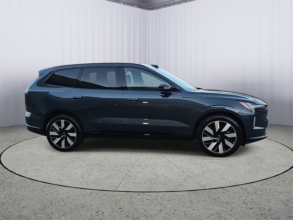 2025 Volvo EX90 Twin Motor Ultra 7-Seater