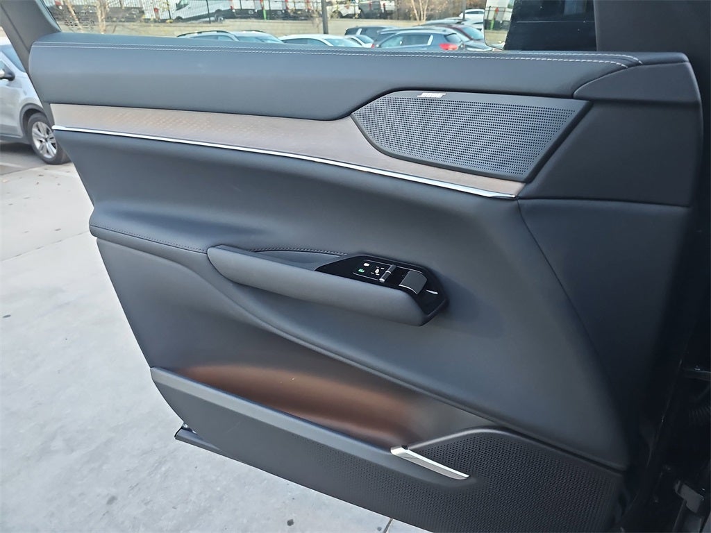 2025 Volvo EX90 Twin Motor Ultra 7-Seater