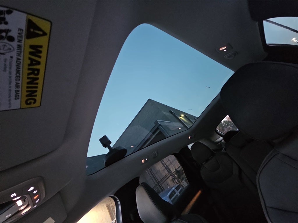 2025 Volvo EX90 Twin Motor Ultra 7-Seater