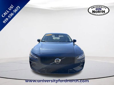 2024 Volvo S60 B5 Core Dark Theme